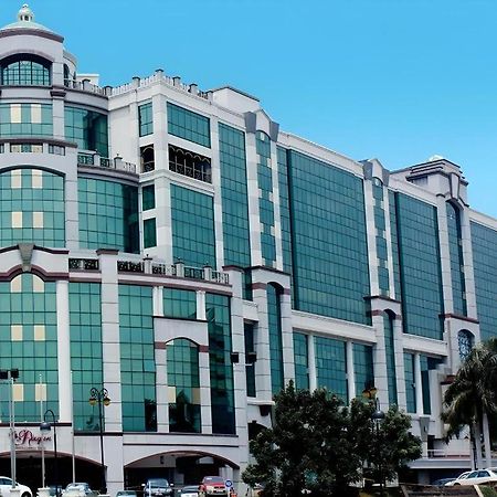 The Rizqun International Hotel Bandar Seri Begawan Exterior photo