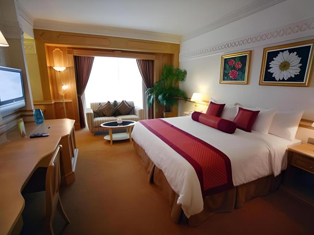 The Rizqun International Hotel Bandar Seri Begawan Exterior photo